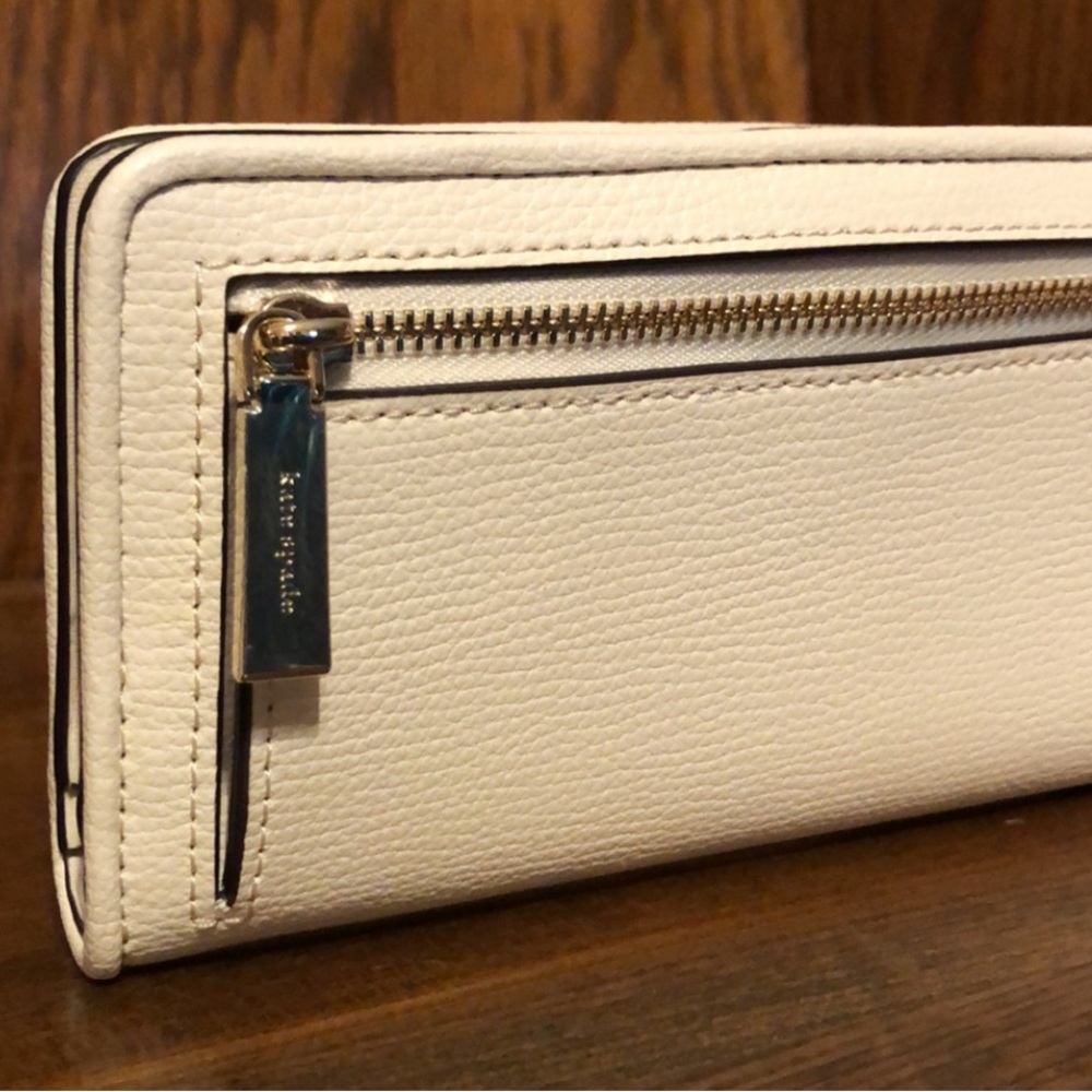 NWT-Kate Spade-Darcy-Large Slim Pineapple Bifold Wallet-$199 - Picture 4 of 11